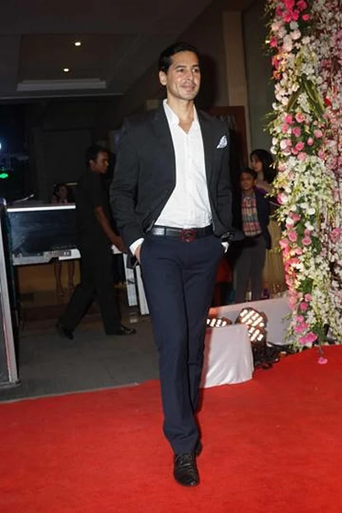 In Pictures: Katrina Kaif, Salman Khan, Amitabh Bachchan and others hit the limelight at Neil Nitin Mukesh wedding reception in Mumbai