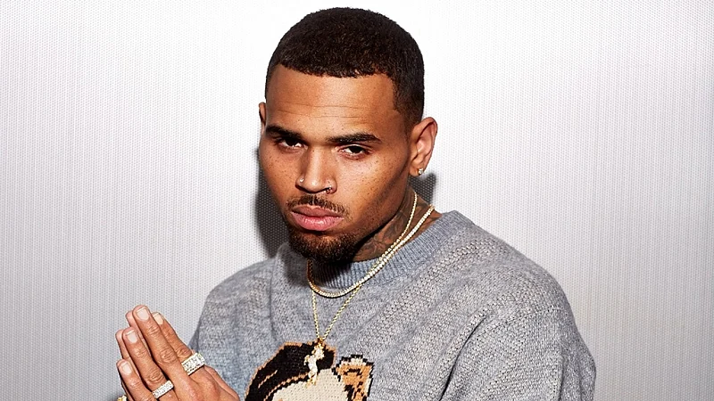 These male celebrities are raising the kids alone!