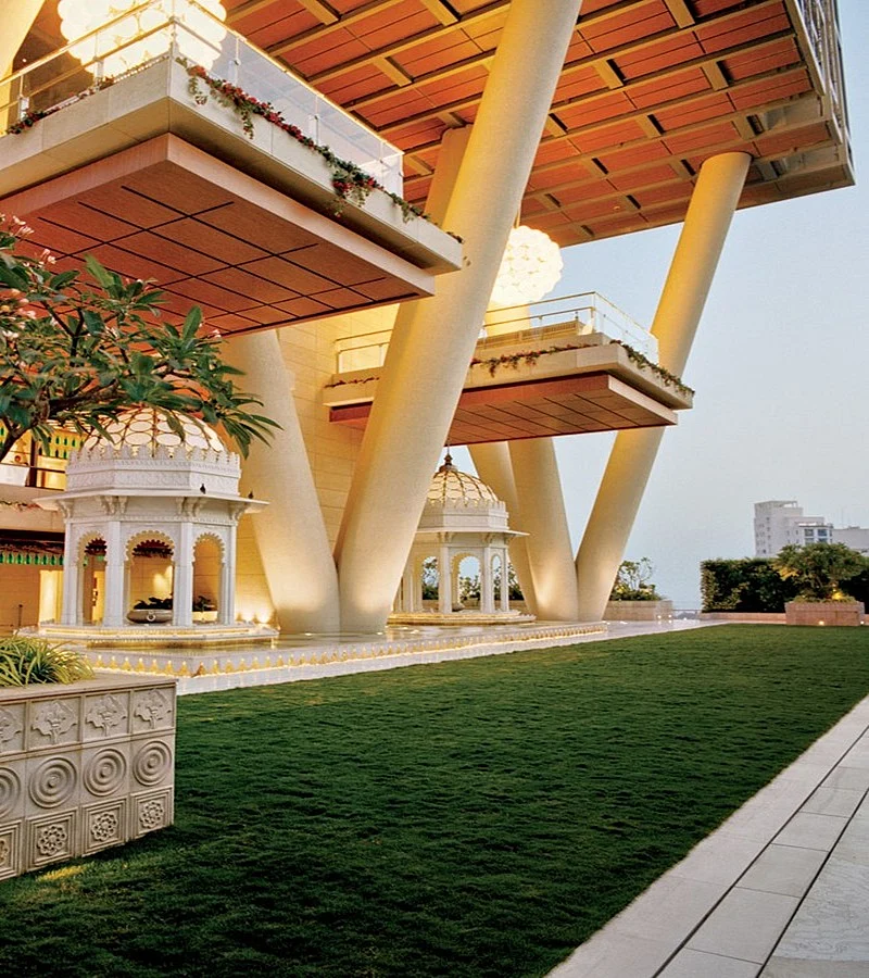 These photos of Mukesh Ambani’s ‘Antilia’ will blow your mind away