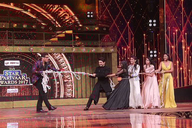 Star Parivaar Awards 2017 Red Carpet Pictures Awards Show And Winners List Awards se pehle ki jhalak!! star parivaar awards 2017 red carpet