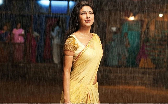 10 Bollywood Actresses Who Rocked The Rainy Look In A Saree 2123