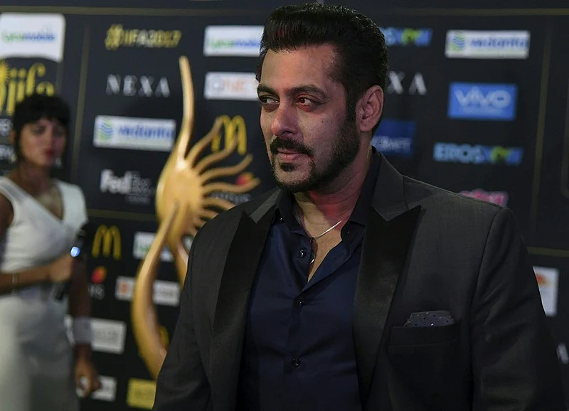 Bollywood Actor Salman Khan arrives for IIFA Rocks July 14, 2017 at the MetLife Stadium in East Rutherford, New Jersey during the 18th International Indian Film Academy (IIFA) Festival. / AFP PHOTO / ANGELA WEISS