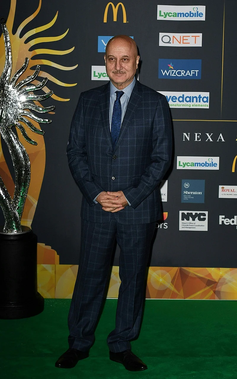 Bollywood Actor Anupam Kher arrives for IIFA Rocks July 14, 2017 at the MetLife Stadium in East Rutherford, New Jersey during the 18th International Indian Film Academy (IIFA) Festival. / AFP PHOTO / ANGELA WEISS
