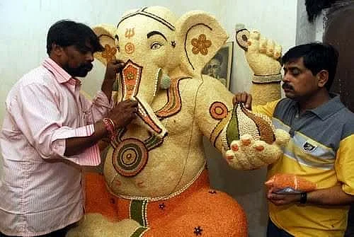 OMG! This Mumbai mandal’s Ganesha is made from 1,00,101 agarbattis
