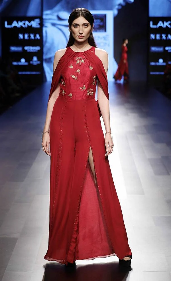 Model walks for Nachiket Barve