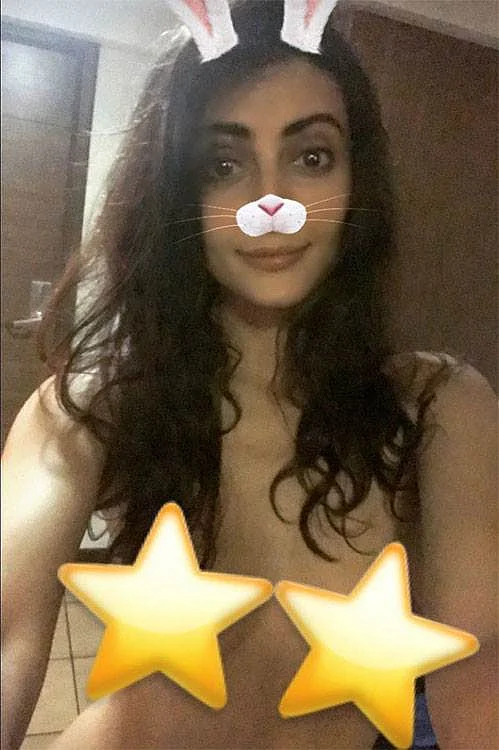 In picture: Mandana Karimi’s topless photo is breaking the internet!