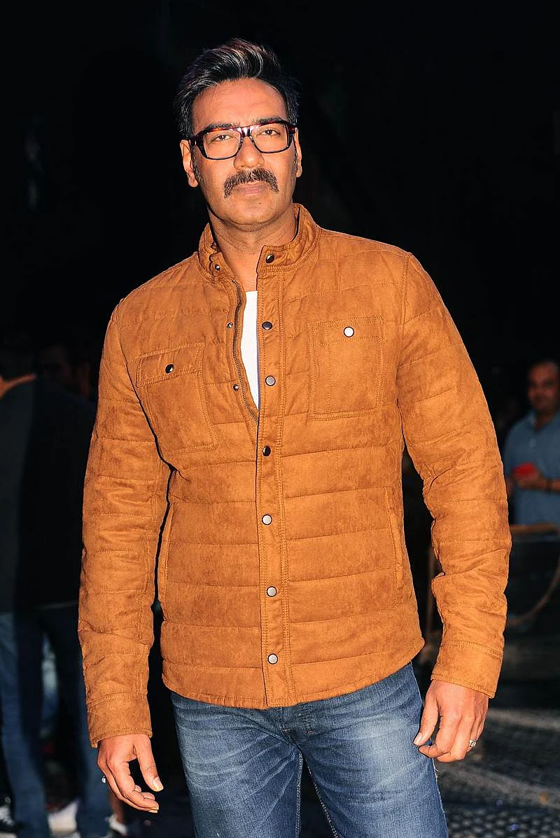 Indian Bollywood actor Ajay Devgn poses for a photograph during a promotional event for the ‘Khatron Ke Khiladi’ reality show, based on the US format ‘Fear Factor’ in Mumbai on late September 19, 2017. / AFP PHOTO / STR