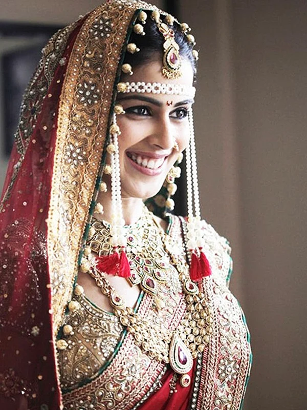 Aishwarya Rai to Soha Ali Khan: 10 Bollywood actresses and the adorable jewellery they wore on wedding day