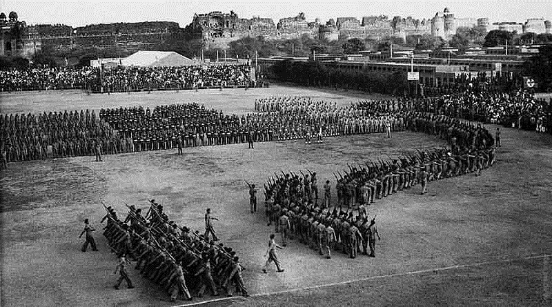 A 1950’s Throwback: Pictures Of India’s Very First Republic Day!