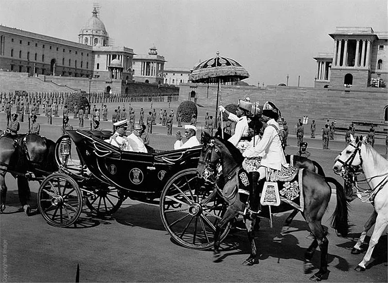 A 1950’s Throwback: Pictures Of India’s Very First Republic Day!