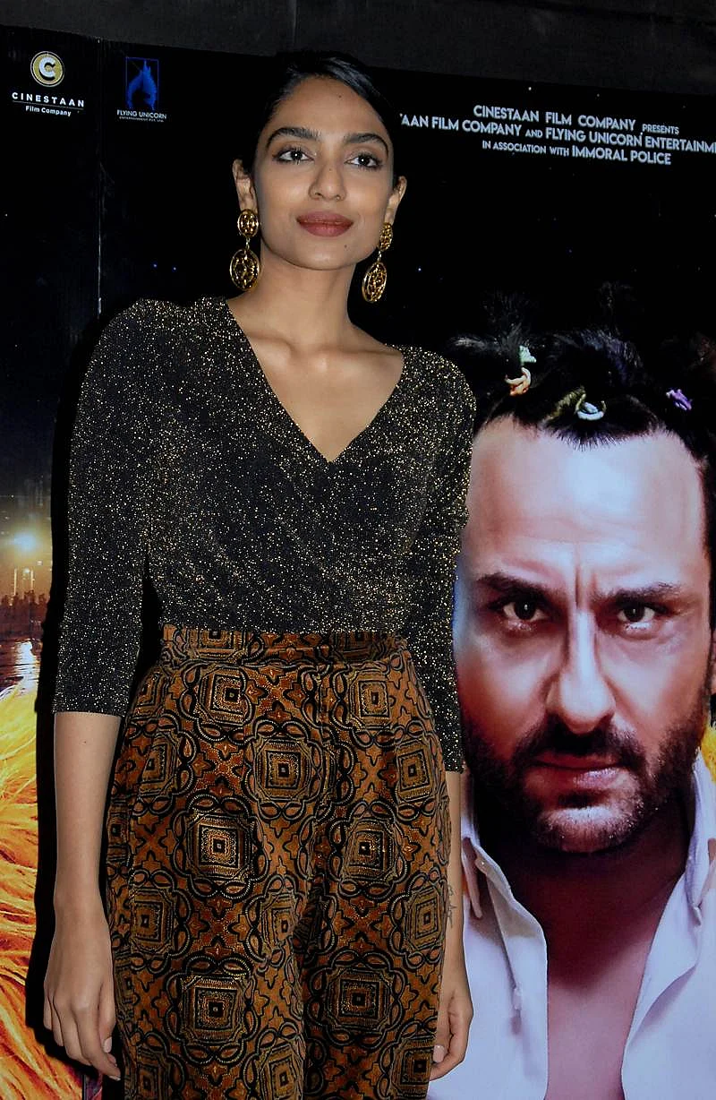Indian Bollywood actress Sobhita Dhulipala attends the special screening of upcoming comedy Hindi film ‘Kaalakaandi’ in Mumbai on January 9, 2018. / AFP PHOTO / Sujit Jaiswal