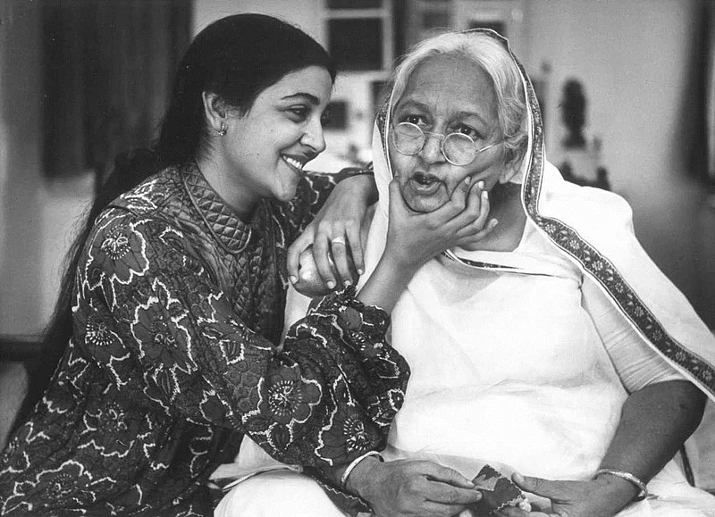 Happy Birthday Deepti Naval: Here are throwback pictures of the graceful veteran actress