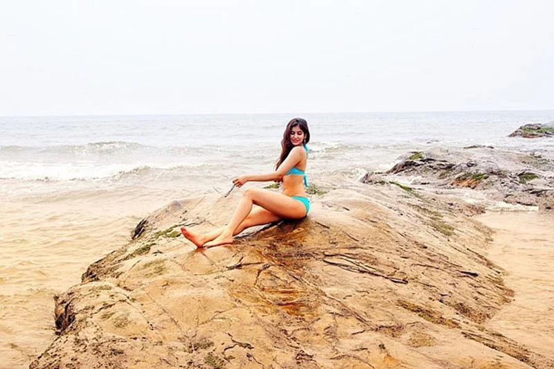 Hot girl in town! After Priya Varrier, Bom Diggy Diggy girl Sakshi Mallik is the new National Crush!