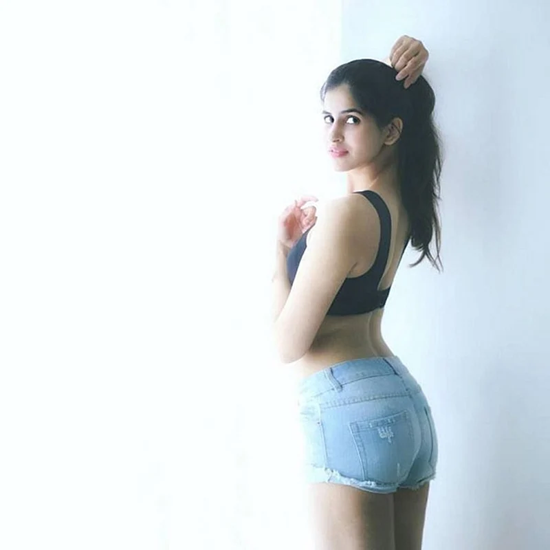 Hot girl in town! After Priya Varrier, Bom Diggy Diggy girl Sakshi Mallik is the new National Crush!