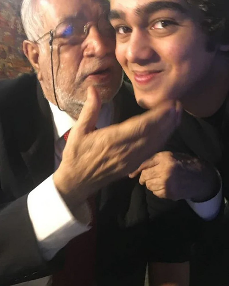 Wow! Sajid Nadiadwala and Warda Nadiadwala celebrate Divya Bharti’s father’s birthday (see pictures)