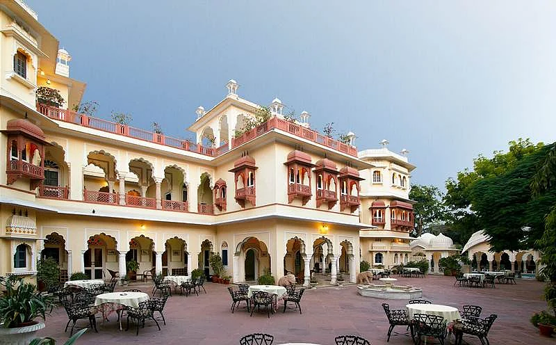 Alsisar Haveli’s courtyard is an ideal choice to enjoy a lazy breakfast or late night dinner