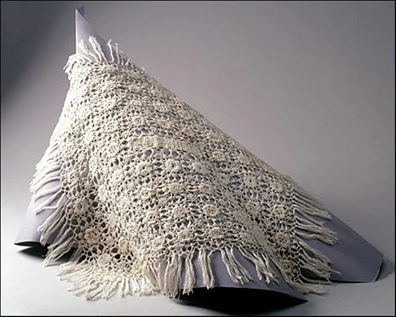 A wedding gift to Queen Elizabeth II and Prince Philip, of a yarn textile spun by Mahatma Gandhi bearing the motif ‘Jai Hind’.