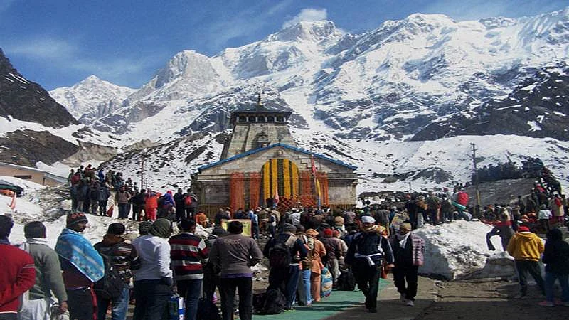 Uttarakhand: Kedarnath yatra halted due to snowfall