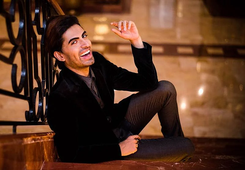 Sushant Digvikar, Mr Gay World India 2014, performs as a drag artiste at Kitty Su