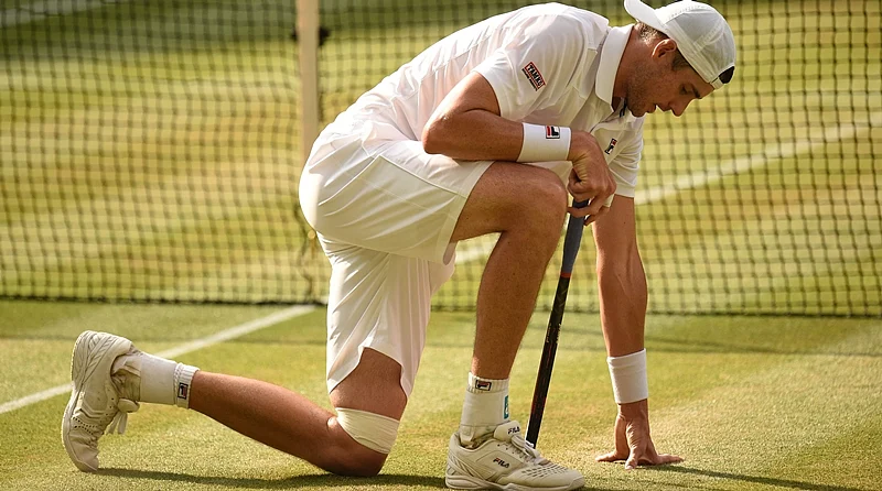 Wimbledon 2018 men’s semi-final highlights: Anderson beats Isner in marathon, Nadal struggling against Djokovic