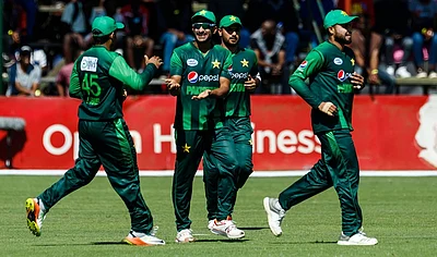 Pakistan Vs Australia T20i Tri Series Match 2 Live Score Match Commentary Updates