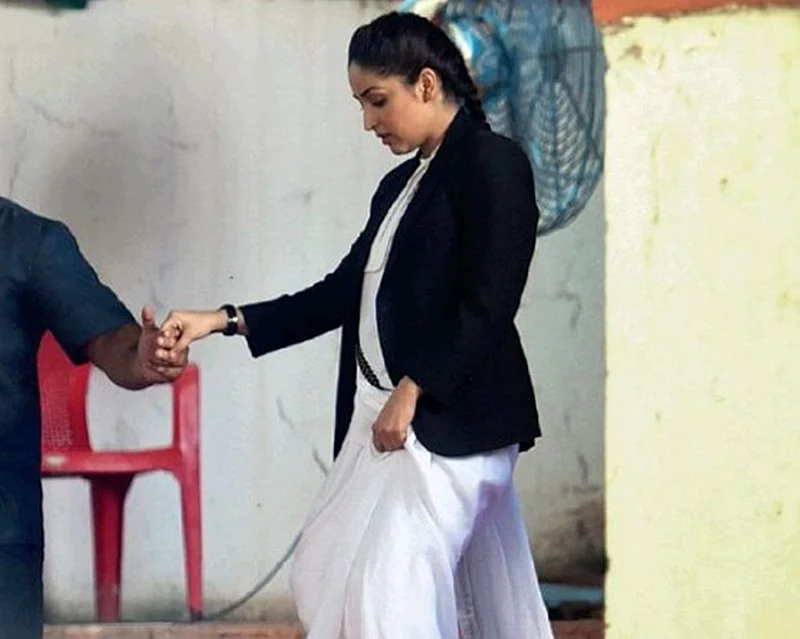 First Look: Yami Gautam flaunts her lawyer avatar from ‘Batti Gul Meter Chalu’