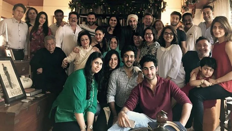 Raksha Bandhan 2018: Get to know these 8 ‘Bhai-Behen’ jodis of Bollywood