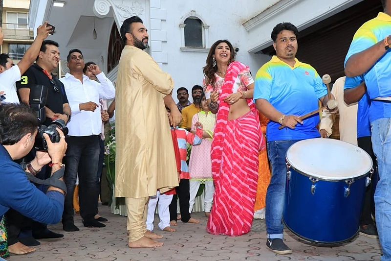 Shilpa Shetty, Raj Kundra. Photo by Viral Bhayani