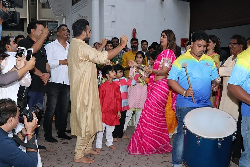 Shilpa Shetty, Raj Kundra. Photo by Viral Bhayani