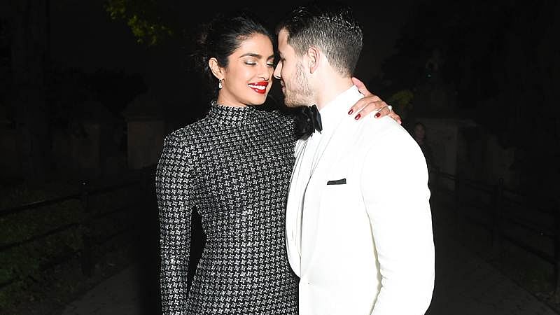 Priyanka Chopra and Nick Jonas. Image: Viral Bhayani