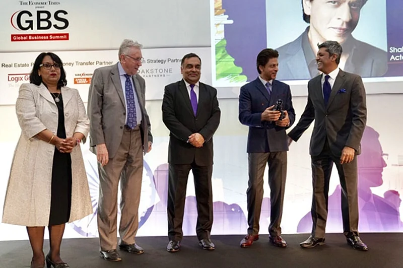 Bollywood superstar Shah Rukh Khan gets felicitated at India – UK Business summit in London