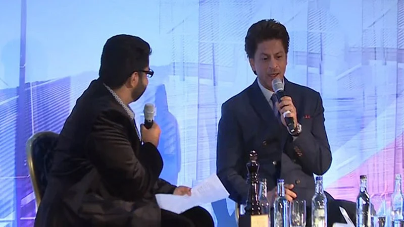 Bollywood superstar Shah Rukh Khan gets felicitated at India – UK Business summit in London
