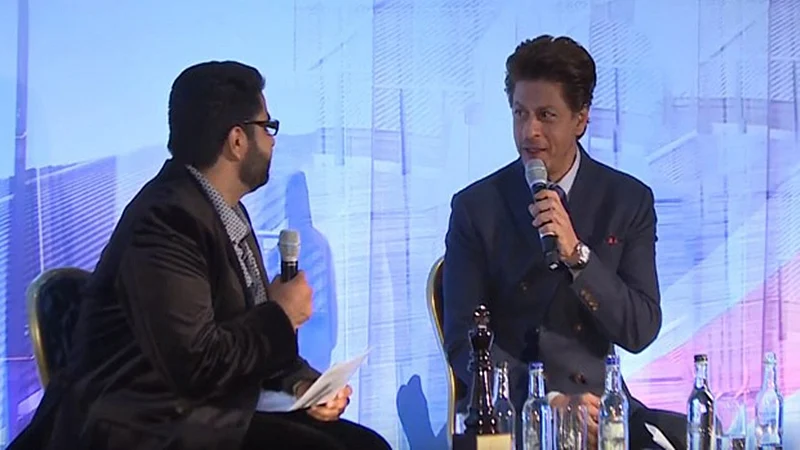 Bollywood superstar Shah Rukh Khan gets felicitated at India – UK Business summit in London
