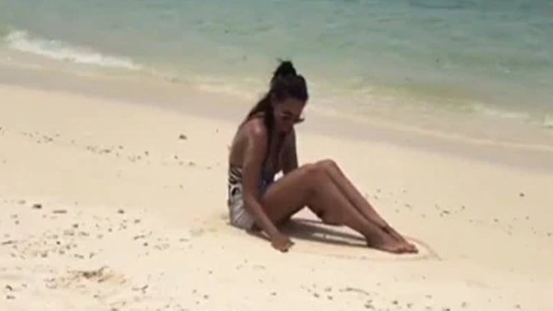 Sonakshi sinha in bikini Clearance