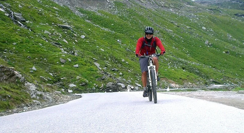 Cycling back in vogue, now as a fun fitness trend
