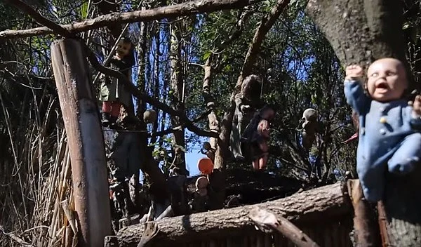 Island of the Dolls: Horrifying island with hanging dolls possessed by ghosts