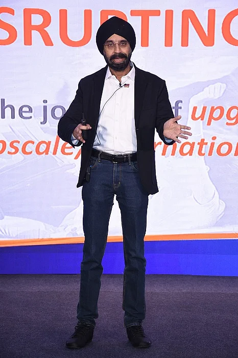 Vineet Singh Hukmani – Managing Director & CEO, 94.3 Radio One