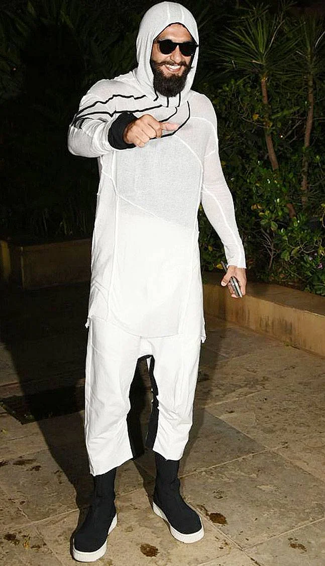 Deconstructing ‘Gully Boy’ Ranveer Singh’s ‘boho meets OTT’ fashion sense