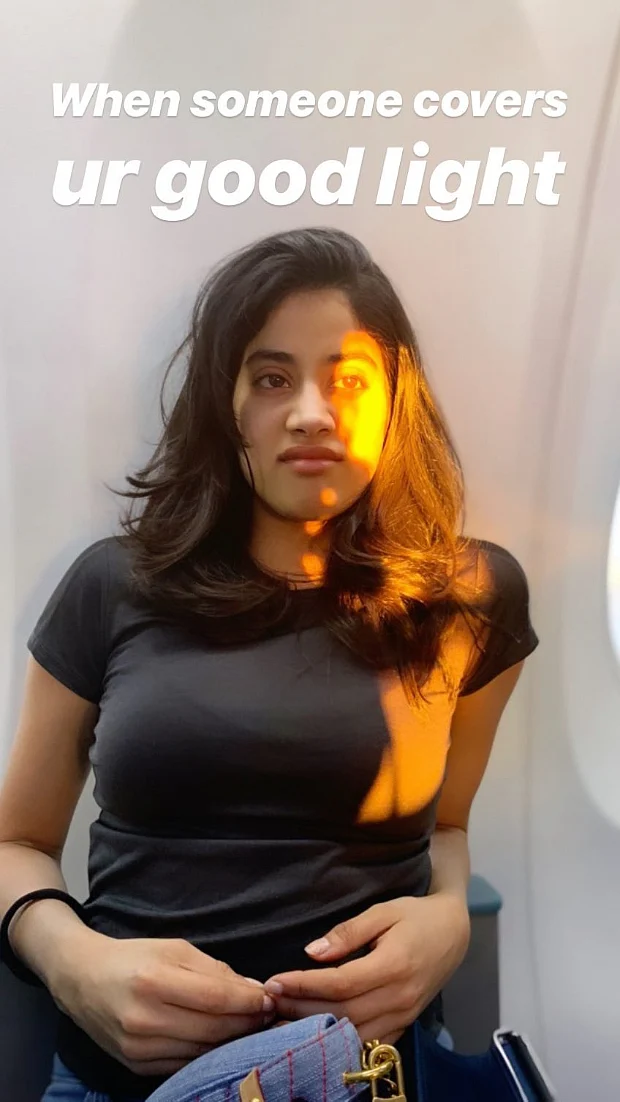In Pics: Janhvi Kapoor shows the real struggle to take perfect candids