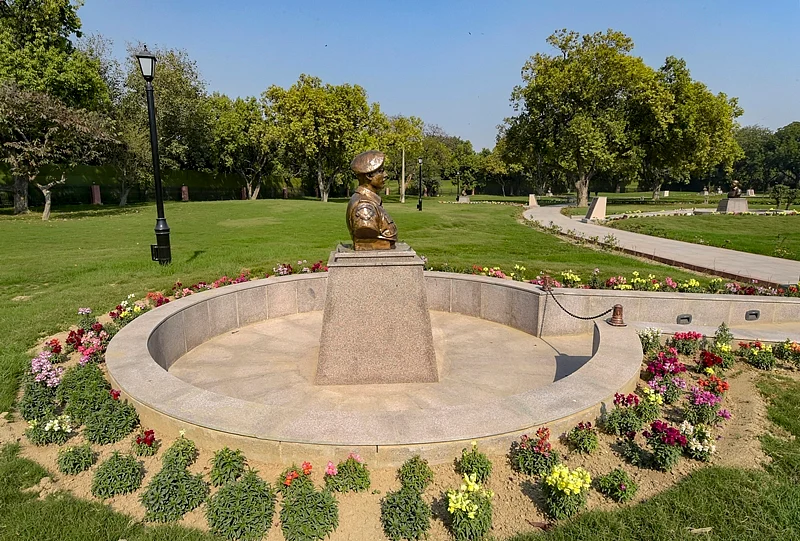 A statue of Lance Naik Albert Ekka, Param Vir Chakra (Posthumous), displayed at Param Yodha Sthal near the National War Memorial, in New Delhi, Sunday, Feb 24, 2019. PTI Photo/Vijay Verma)