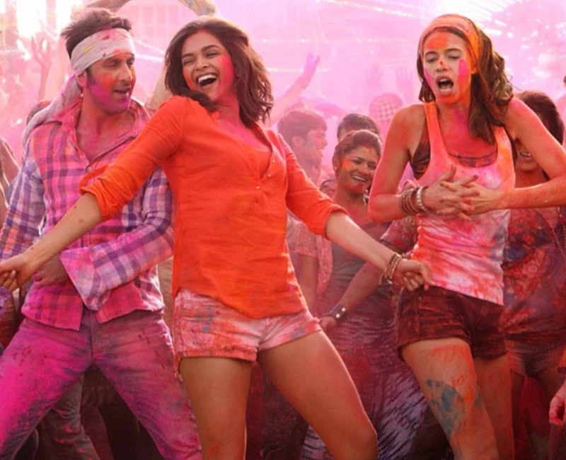 Holi 2019: Bollywood-inspired dressing for a colourful Holi-day