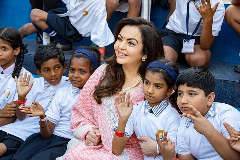 Nita Ambani dedicates Dhirubhai Ambani Square at Jio World Centre to Mumbai