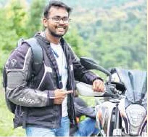 RJ Arshad Khan
