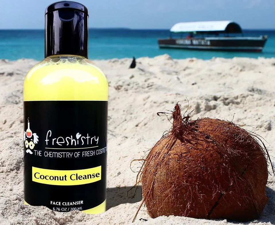 Ladies, this website allows you to make your own skincare in a budget