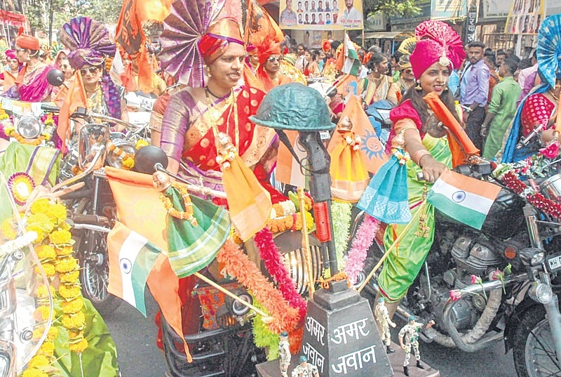 Be like braveheart pilot Abhinandan Varthaman, is message of Gudi Padwa rally