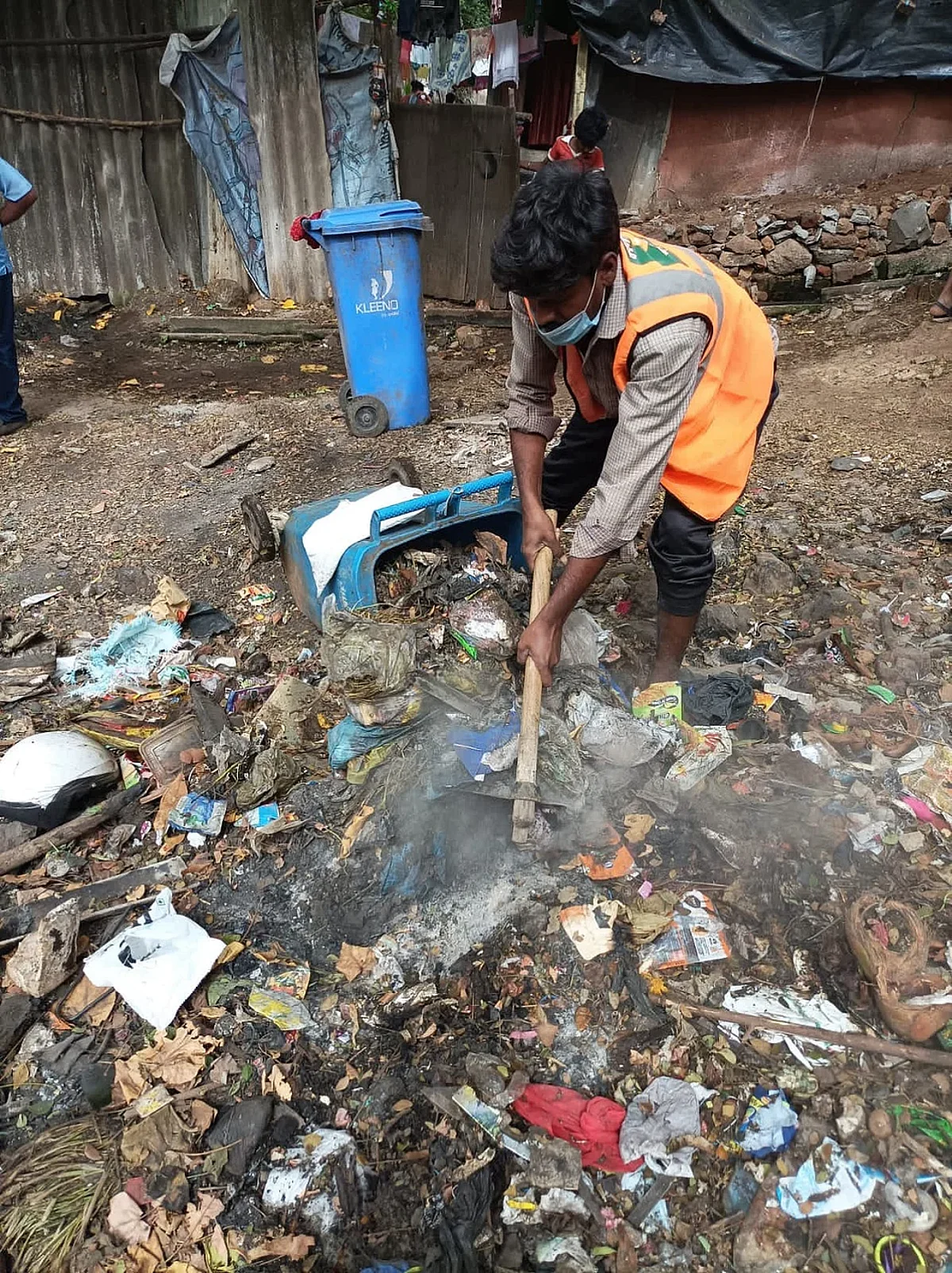 पावसाळ्यापूर्वी नालेसफाईच्या कामाला आला वेग