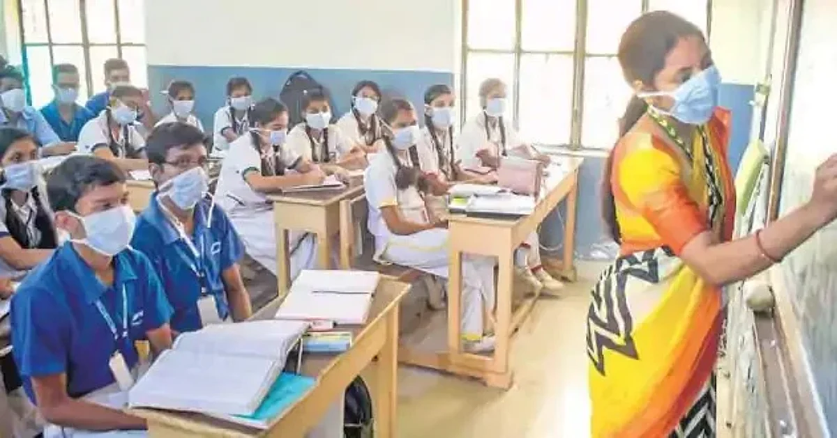 कोरोनाच्या चौथ्या लाटेचा शिरकाव