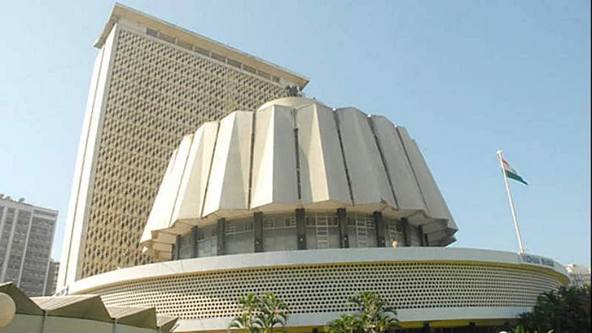 सुभाष देसाई आणि दिवाकर रावते यांचा पत्ता कट होणार ?