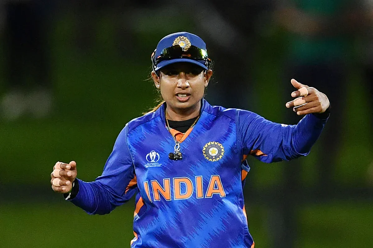 भारतीय महिला क्रिकेटपटू मिताली राजने केली आंतरराष्ट्रीय क्रिकेटमधून निवृत्तीची घोषणा