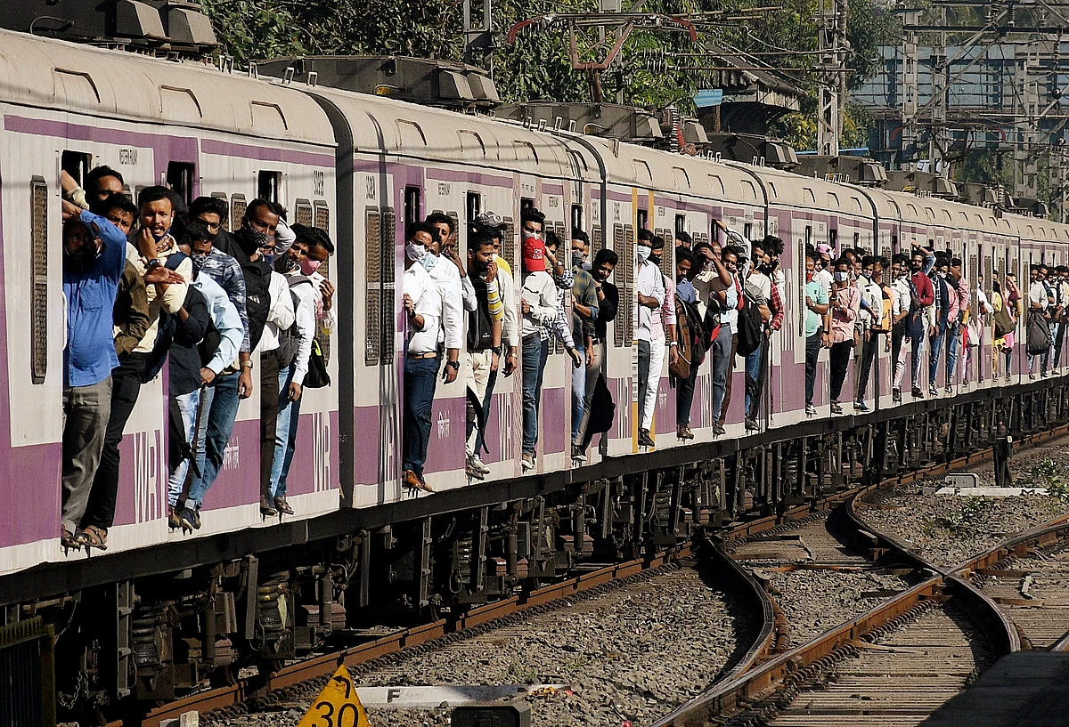बेस्ट पाठोपाठ उपनगरीय रेल्वे स्थानकातही एकाच तिकिटावर करता येणार प्रवास